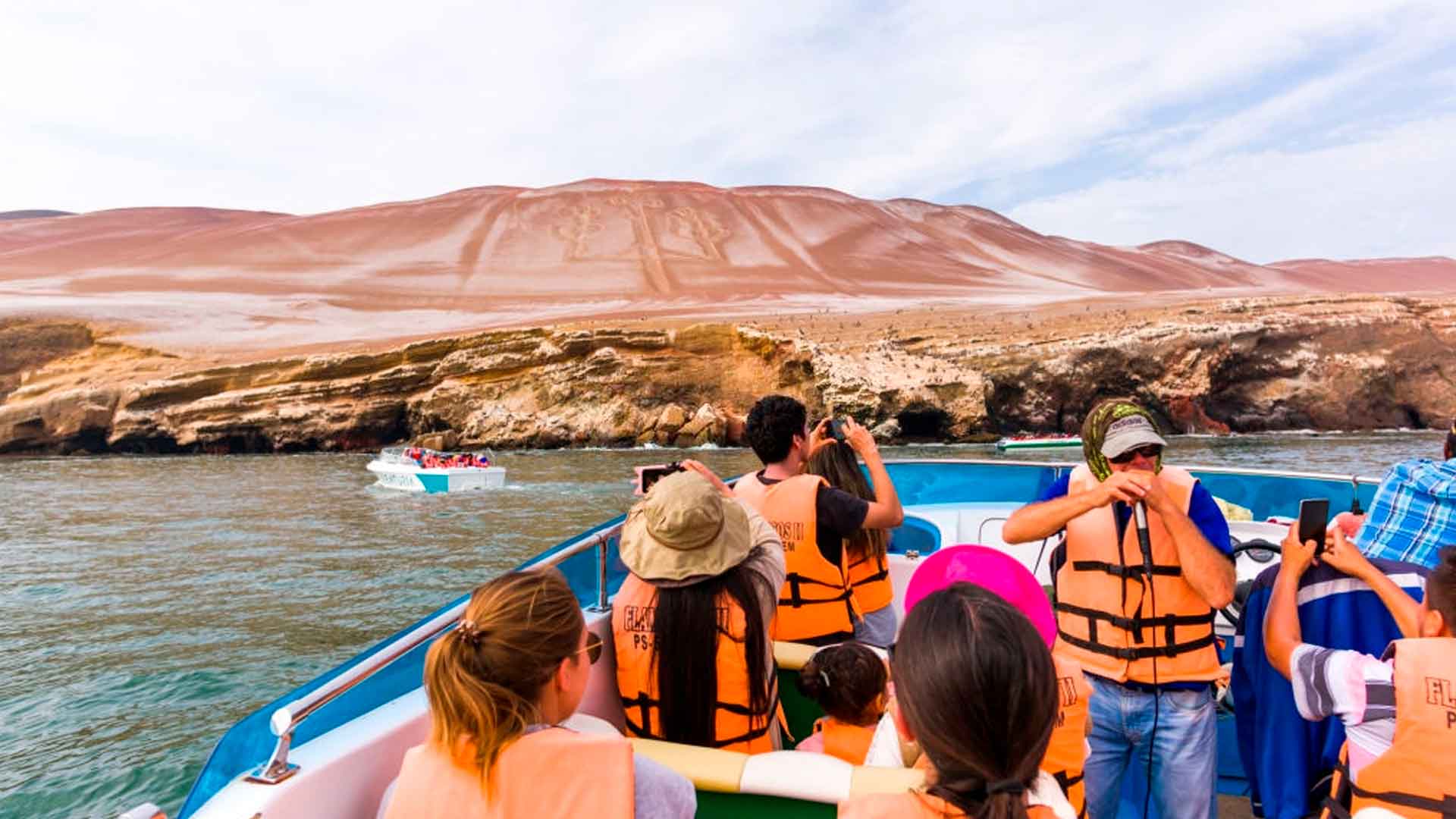 Tour en Perú 15 días visita: Lima, Nazca, Machupicchu, Cusco, Islas Ballestas, Arequipa, Cañon del Colca, Puno, Lago Titicaca